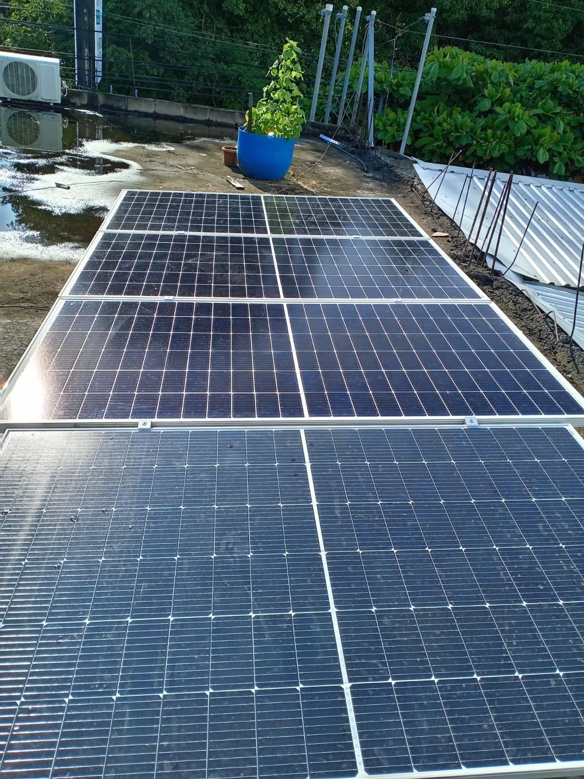 Instalación solar comercial en El Salvador